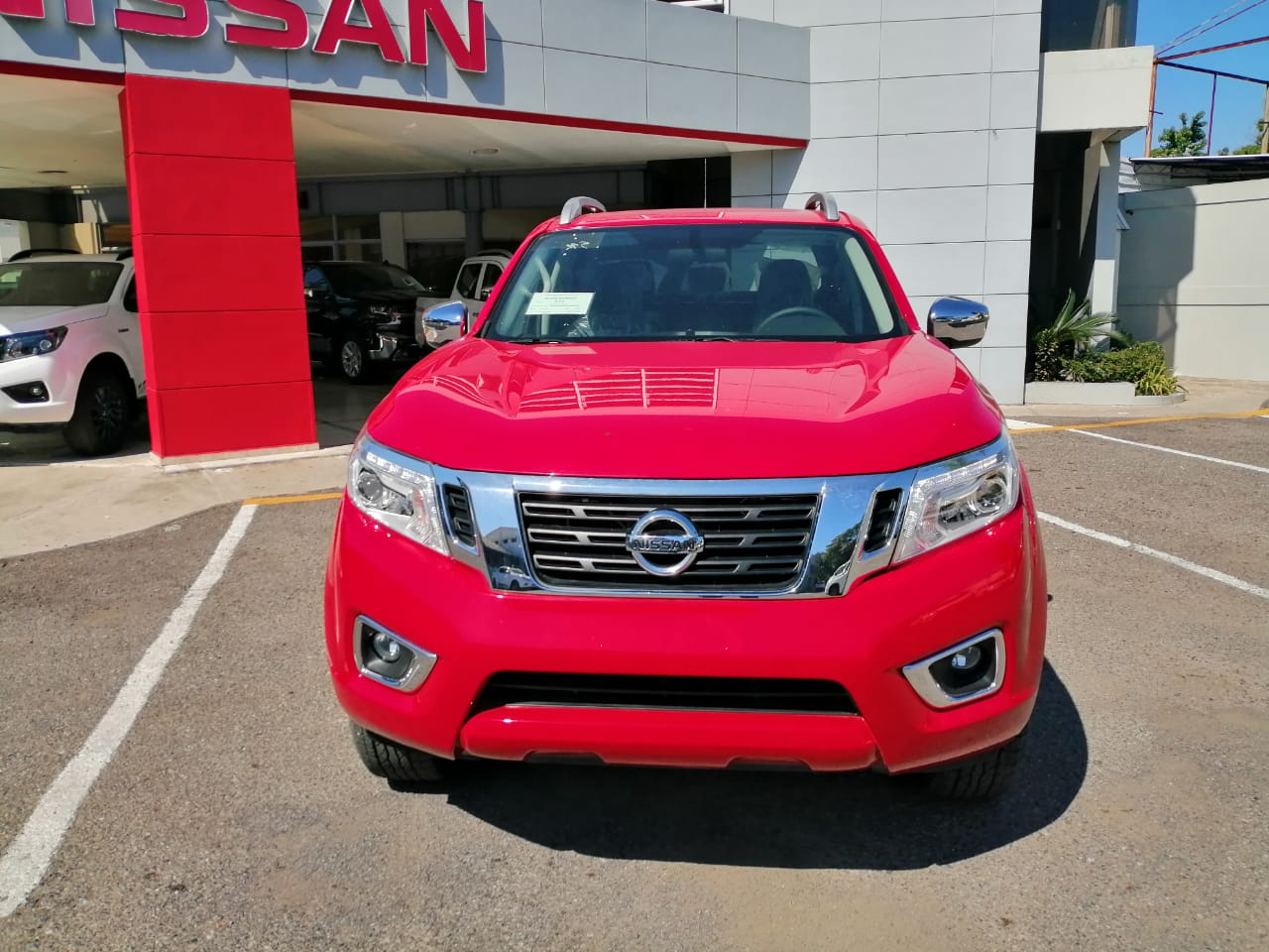 Nissan Frontier LE 2020 Roja El Yaque Motors SRL