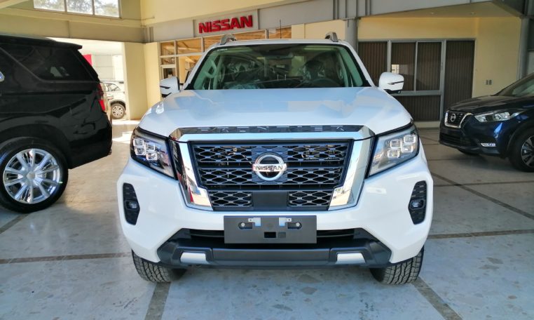 Nissan Frontier LE 2022