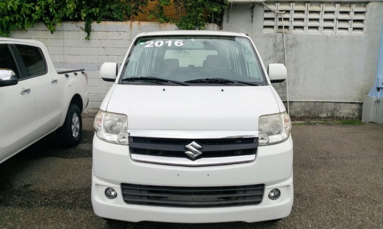 Suzuki APV Pasajeros 2016