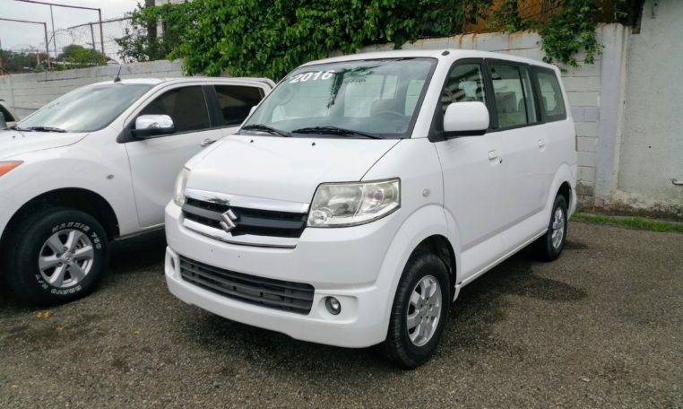 Suzuki APV Pasajeros 2016