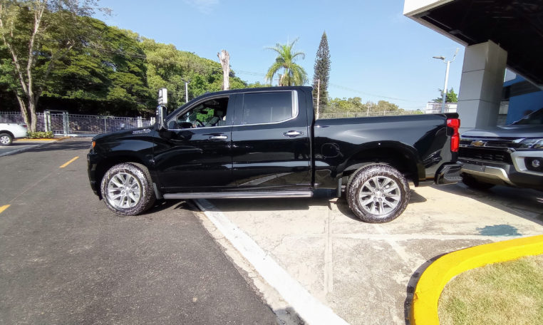 chevrolet silverado high country