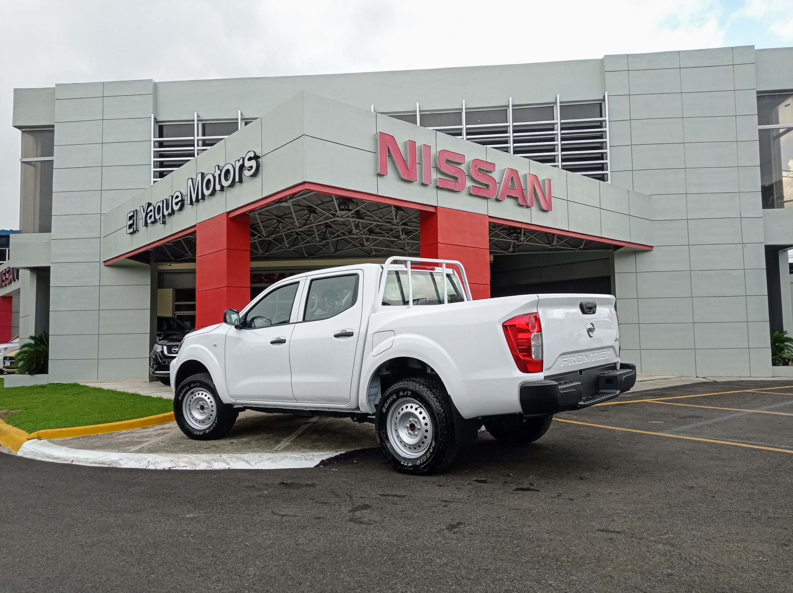 Nissan Frontier S Doble Cabina 4x4 El Yaque Motors SRL