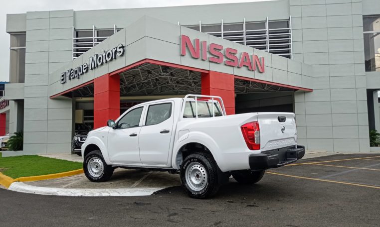 Nissan Frontier S