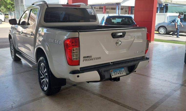 Nissan frontier le 2018